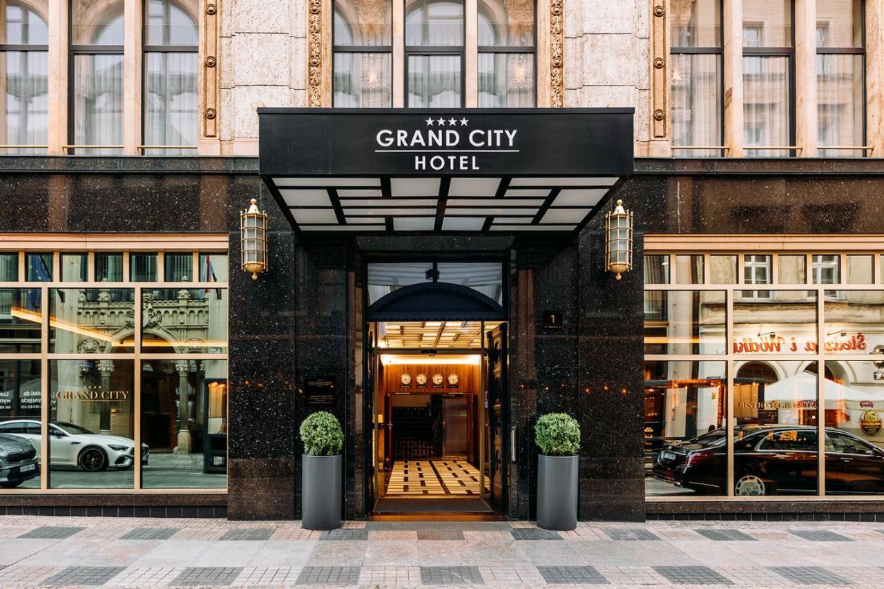 Hotel Grand City Wrocław Exteriör bild